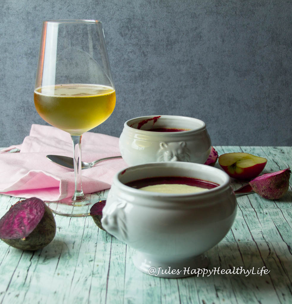 vegan beetroot soup with apple horseraddish froth - Jules HappyHealthyLife glutenfreier Food Blog