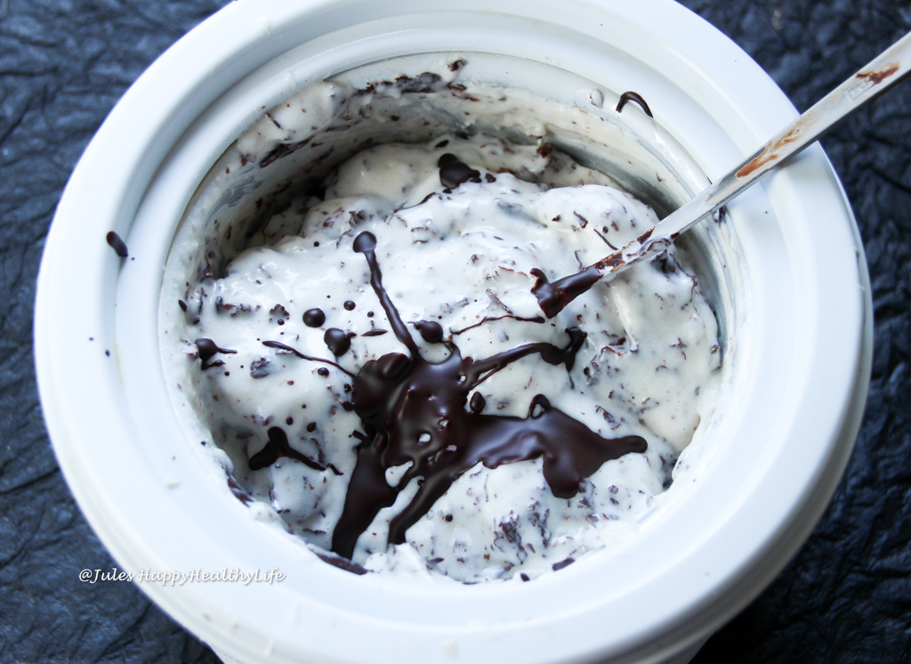 Can be made with - or without Ice cream machine - Vegan Tonka Bean Straciatella Ice Cream