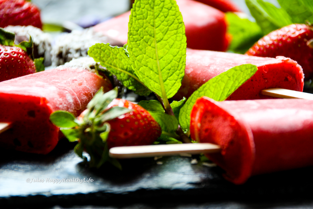Recipe with fresh mint right from my garden for vegan Minty Strawberry Popsicles