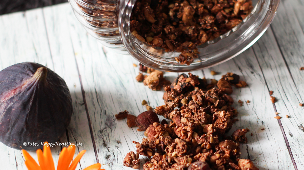 Recipe for vegan, gluten-free Chocolate Granola with Hemp Seeds and activated nuts